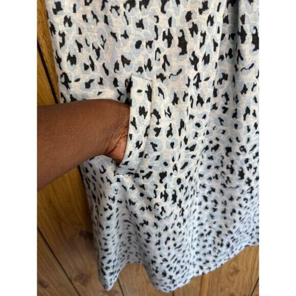 Tyler Boe Women's Leopard Animal Print Knit Dress Pockets Multicolor Size XS - Picture 3 of 7